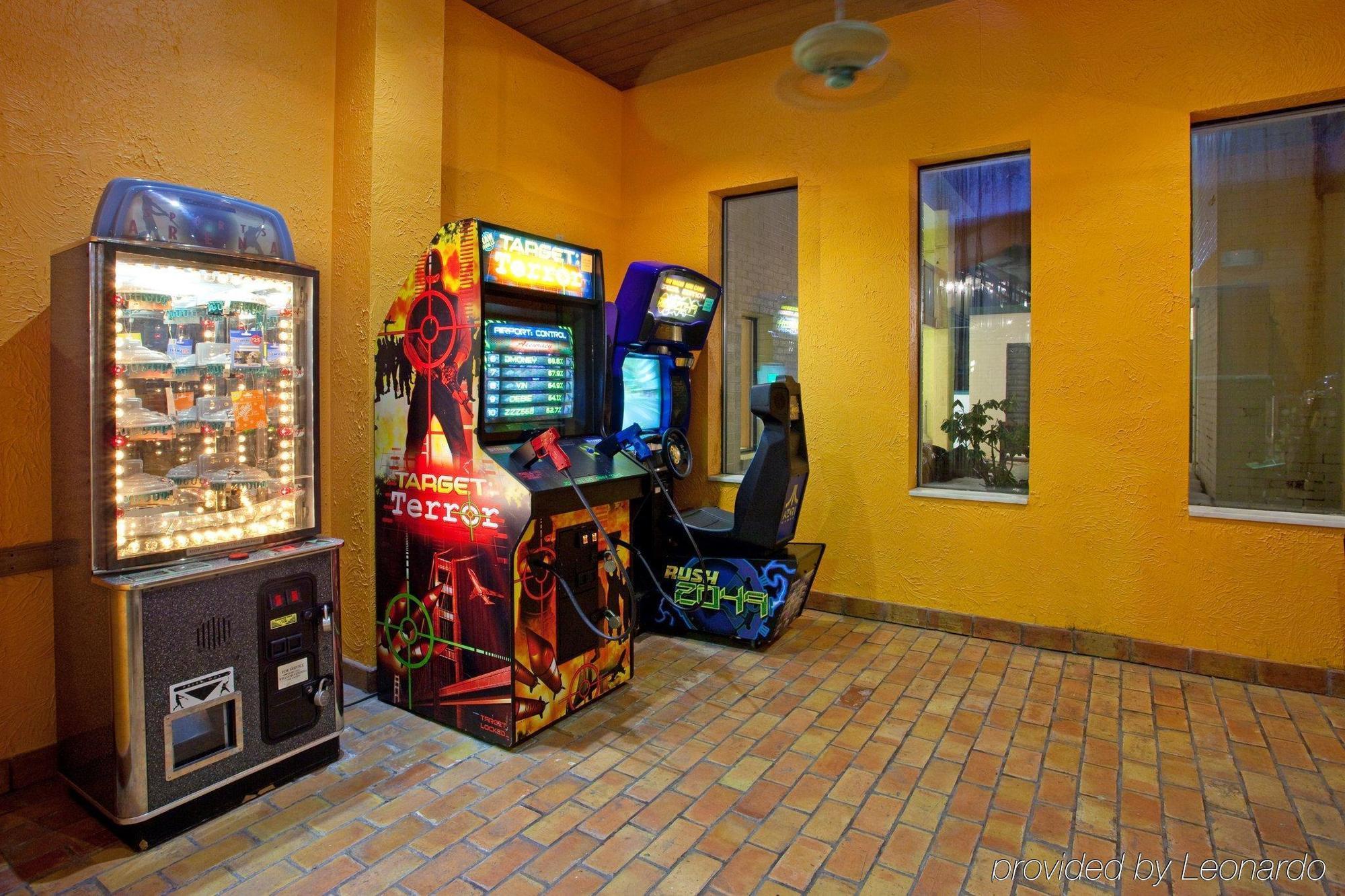 Hotel Ramada By Wyndham Indiana